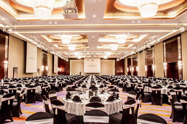 luxurious grand ballroom at intercontinental hanoi landmark72 hanoi city hotel