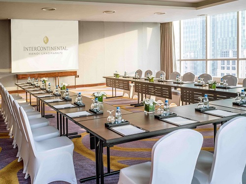 meeting room filled with natural lighting at intercontinental hanoi landmark72 hanoi city hotel