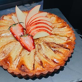 apple pie at Hanoi hotel buffet