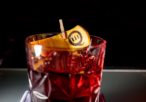Q bar cocktail Hanoi